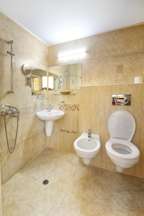 Sveti Nikola Boyana - Free Parking Hotel Sofia